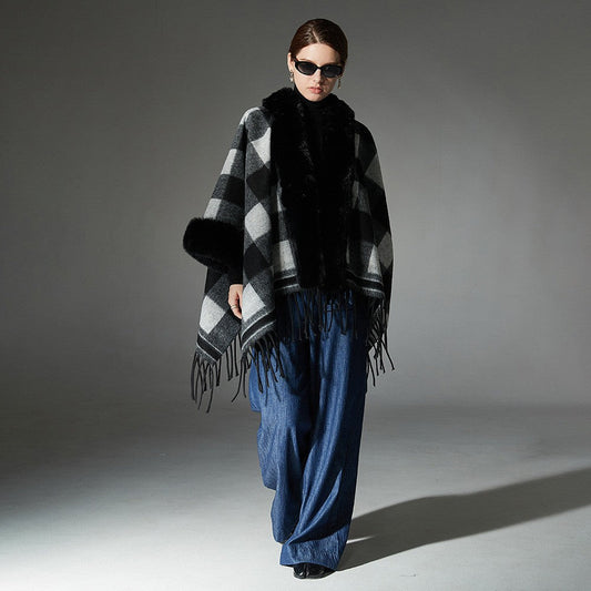 Amara Plaid Fur Collar Shawl